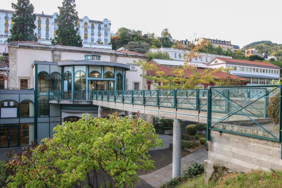 Entrée des Thermes de Royat, en cours de modernisation