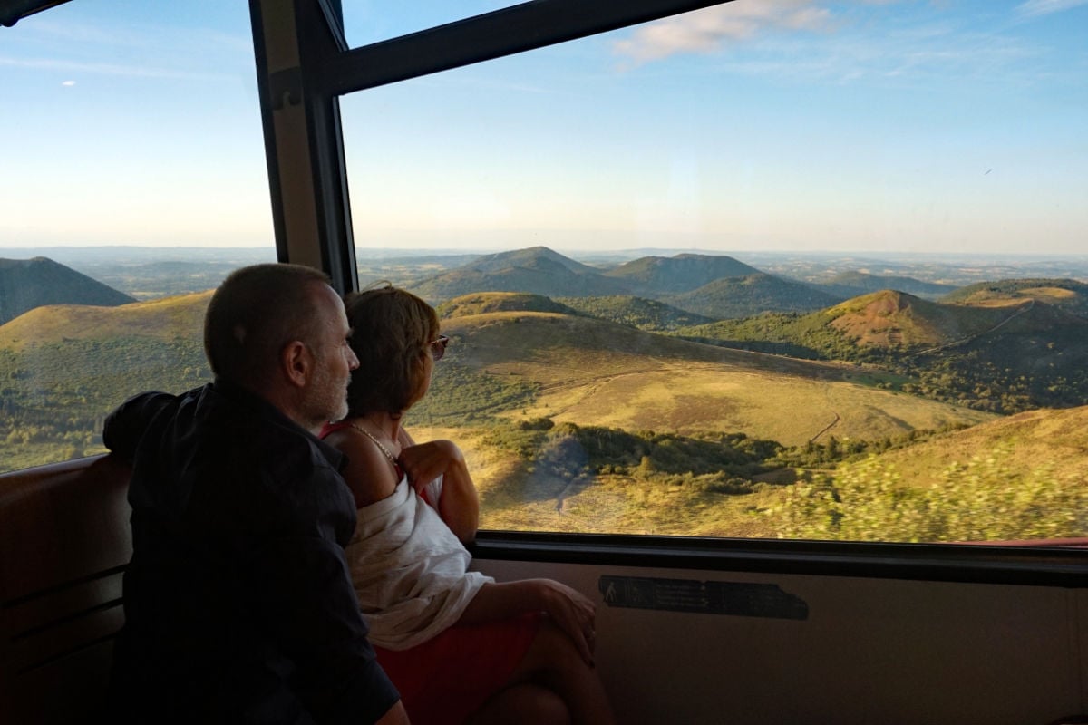 panoramique des domes ©Clermont-Auvergne-Volcans