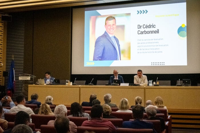 Intervention du Dr Cédric Carbonneil sur l'évaluation des cures thermales par la Haute-Autorité de Santé (HAS) lors de la 3e Journée Parlementaire du Thermalisme © Officiel du Thermalisme