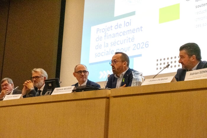 Débat sur l'intérêt du maintien du remboursement des cures thermales lors de la 3e Journée Parlementaire du Thermalisme © Officiel du Thermalisme