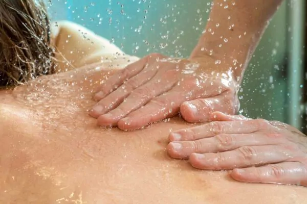 massage spa source du centre thermal de La Roche-Posay