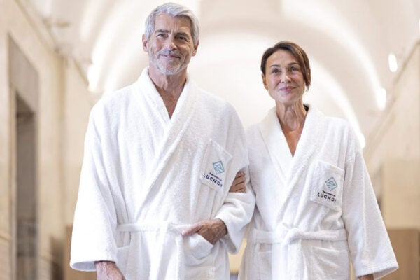 Couple de curistes aux thermes de Bganères-de-Luchon