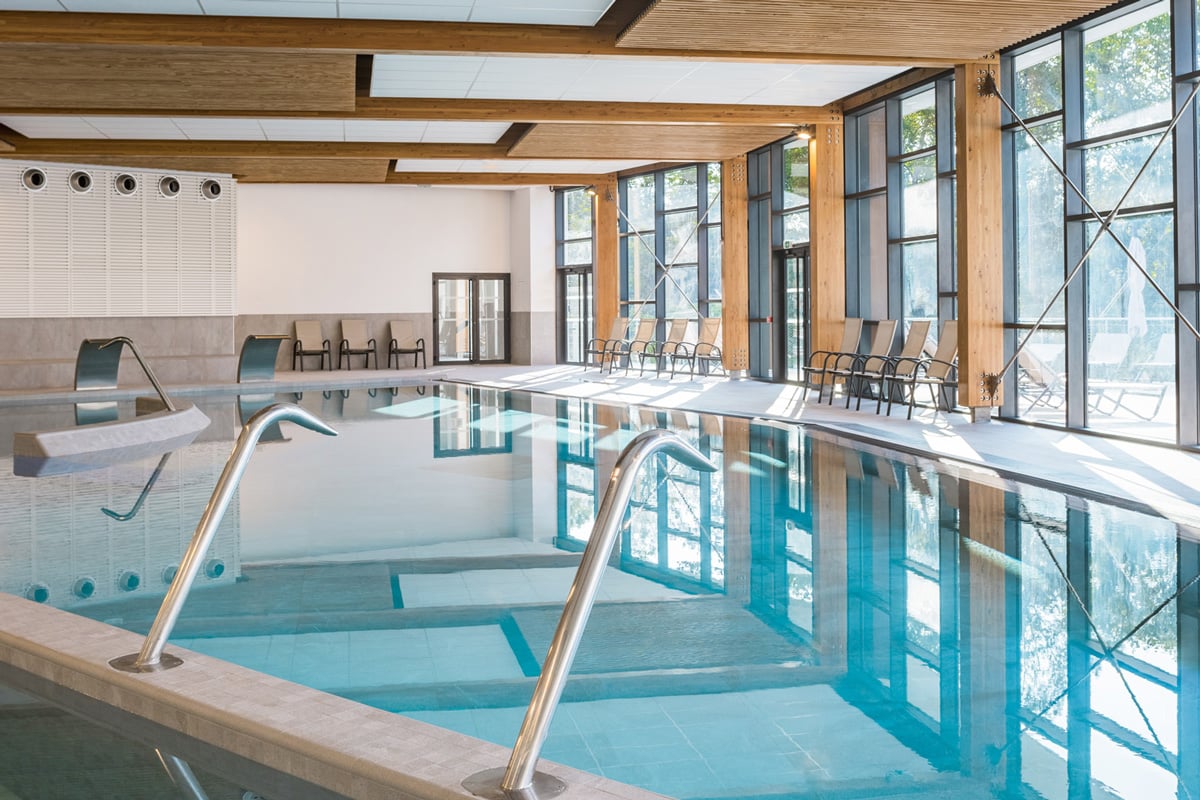 Thermes fumades thermoludique bassin interieur 2