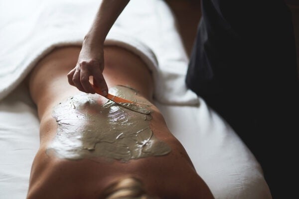 Soins de boues en cure thermale