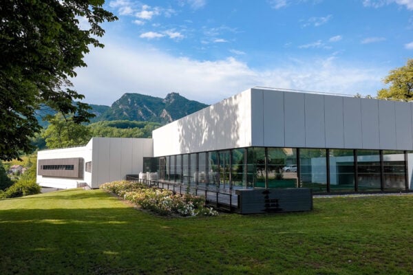 Thermes modernes rénovés