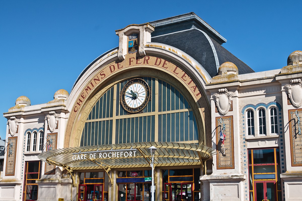 gare station thermale rochefort