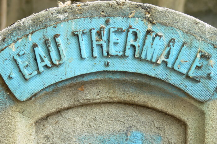 fontaine d'eau thermale