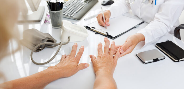 Traitement de l'arthrose des mains