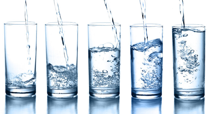 eau de source et eau minérale