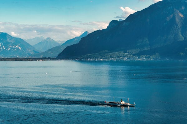 Vue aérienne sur le lac léman