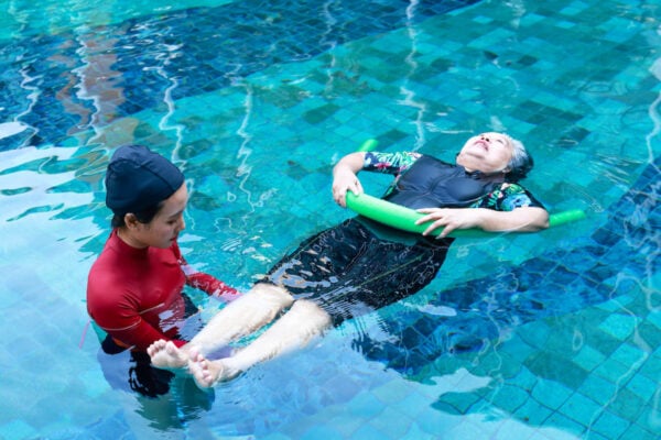kinésithérapie en piscine