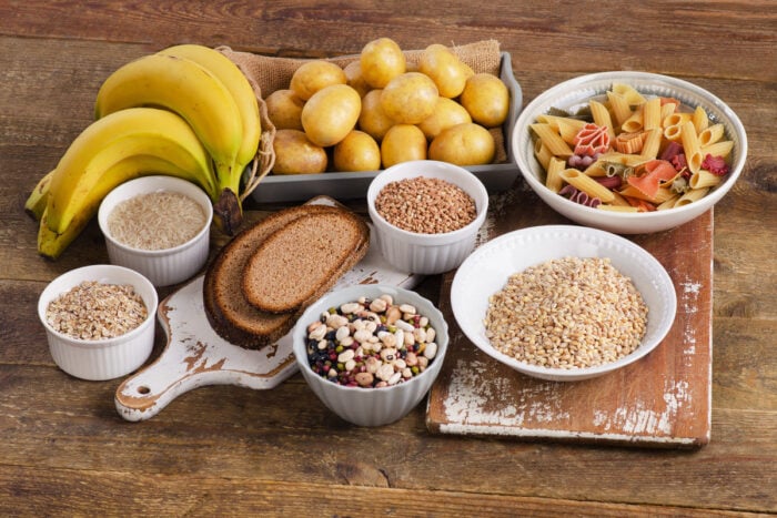 Assortiment d'aliments de type glucides complexes