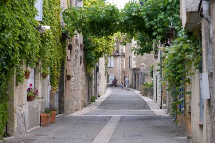 Ruelle de la station thermale de Lectoure