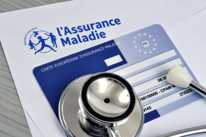 Formulaire assurance maladie et carte européenne d'assurance maladie