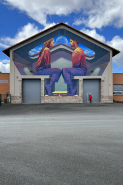 Street art sur un bâtiment à Decazeville en Aveyron