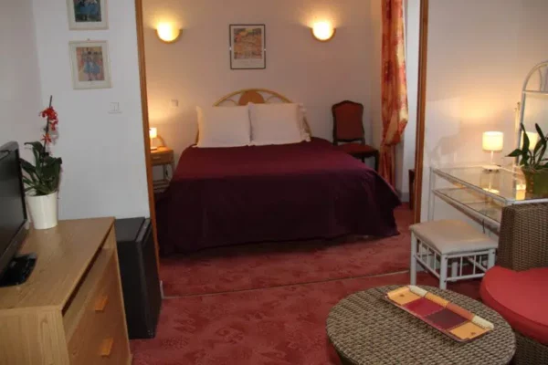 Vue chambre confort double à hôtel de la source Capvern les Bains