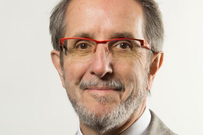 Le professeur Yves-Jean Bignon, spécialiste de la cure thermale post-cancer du sein