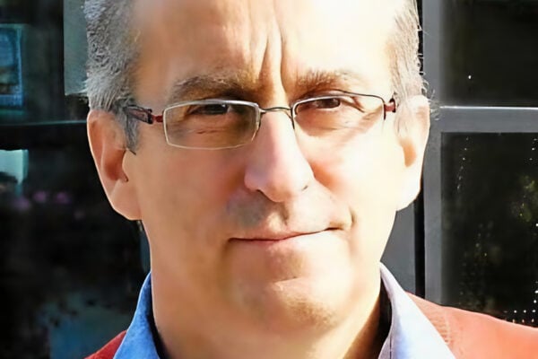 Dr Emmanuel Mahé, dermatologue et spécialiste de la cure psoriasis