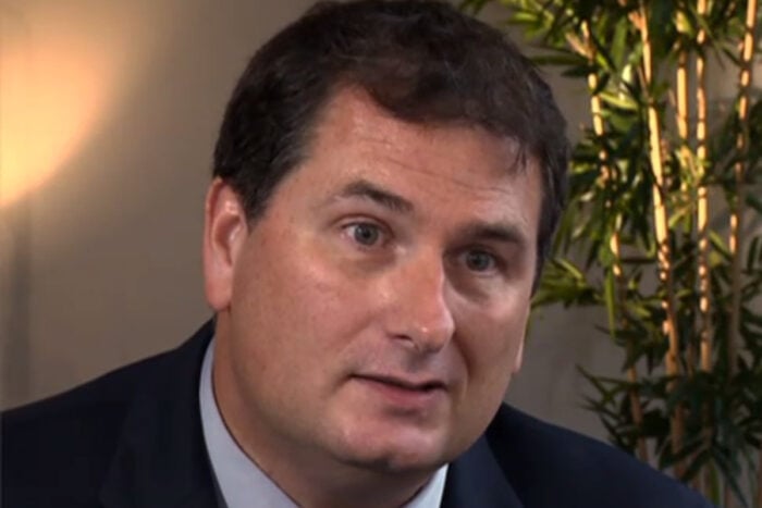 Dr Laurent Grange, rhumatologue au CHU de Grenoble Alpes, expert cure ostéoporose
