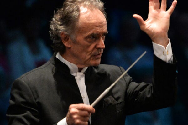 Jean-Claude Casadesus, chef d'orchestre